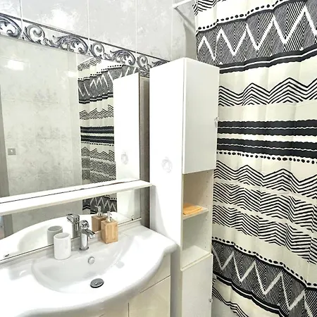 T3 Cosy Coeur Aix Les Bains Avec 2 Balcons Апартаменты Экс-ле-Бен