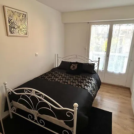 T3 Cosy Coeur Aix Les Bains Avec 2 Balcons Апартаменты Экс-ле-Бен